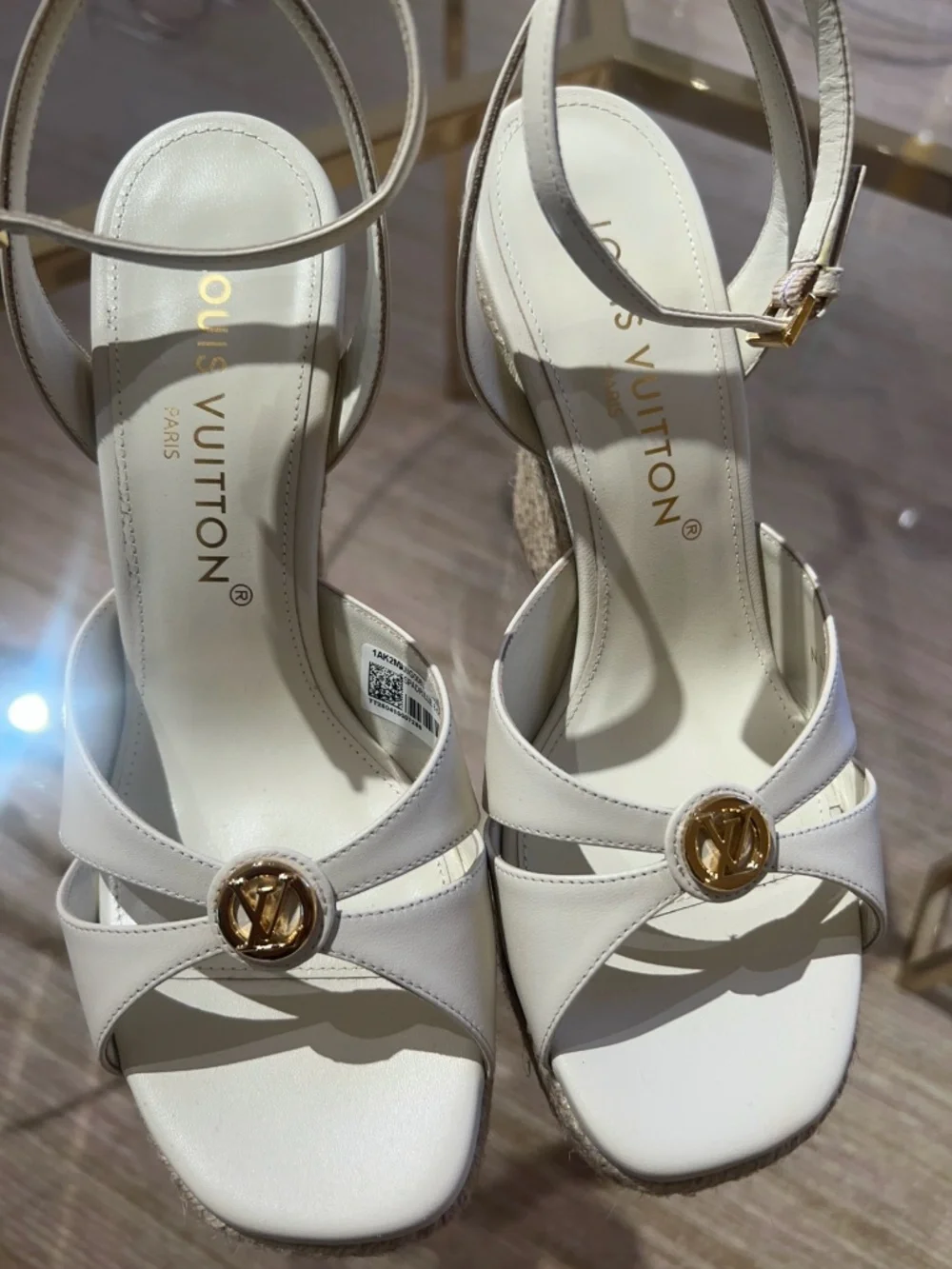 White wedges